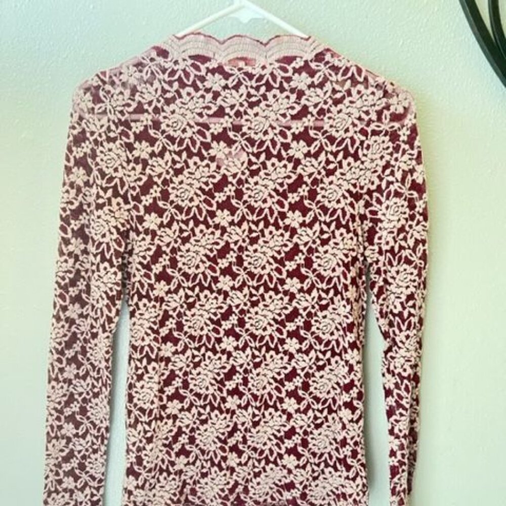 O2 Collection Womens Lace Long Sleeve Top  Floral Pattern Pink Scalloped necklin